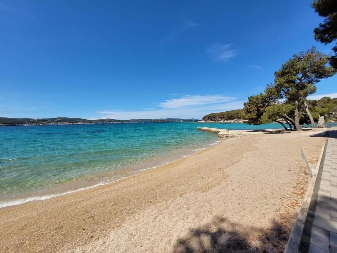 Mobile Homes Malu Biograd Na Moru Exterior photo